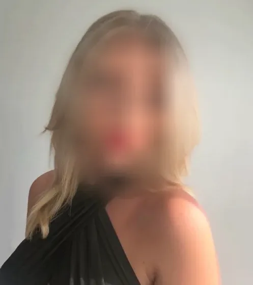 Imane, 32 anni
